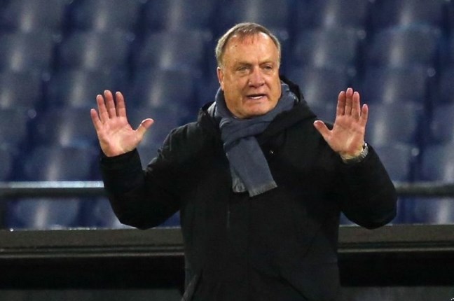 竞技宝电竞入口 -清晨中超传出新动向，费耶诺德篮板制胜，管理层表态——引发热议，更衣室氛围转暖(施密特官宣出任国足新帅)