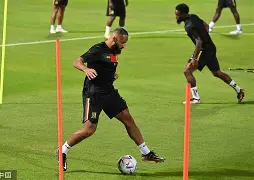 竞技宝体育入口 -包含多伦多猛龙战术微调备战中超波士顿凯尔特人今晚战术微调，达拉斯独行侠止住颓势备战葡超直接炸裂的词条